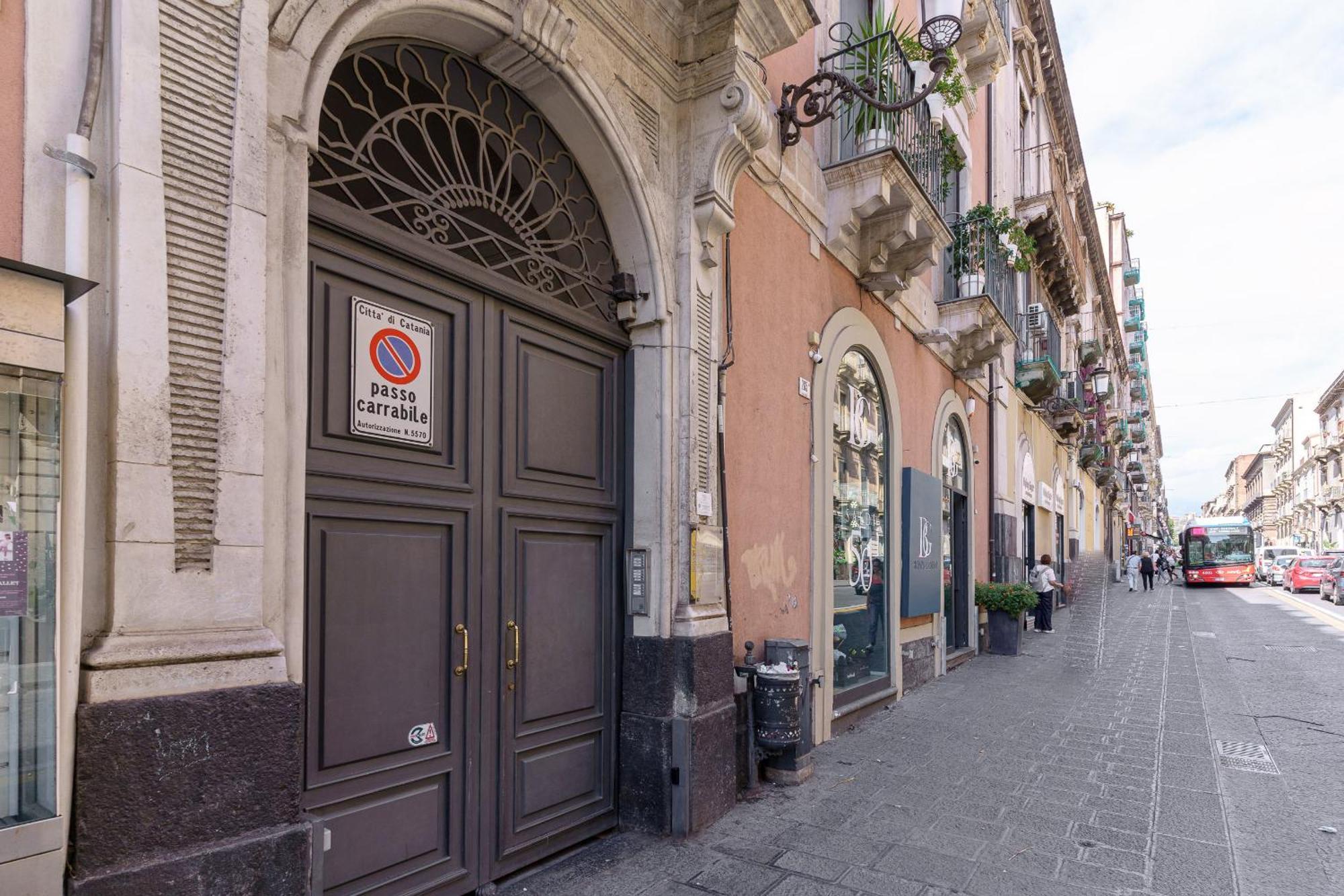 Felt In Love In Catania Catânia Exterior foto